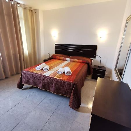 Next To The Beach - Wifi - 3 Rooms - 4 Beds Las Palmas Buitenkant foto