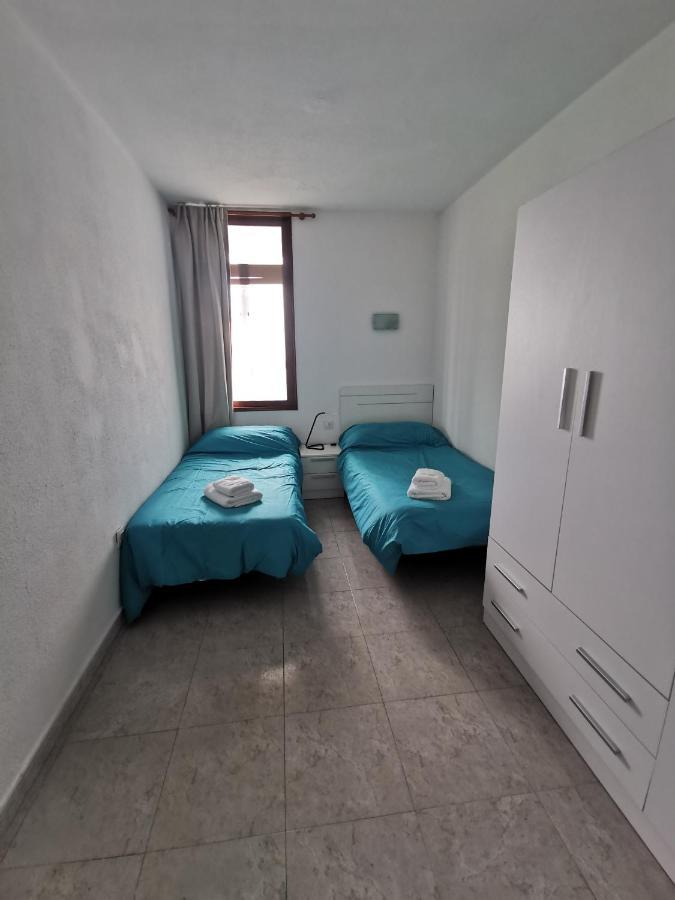 Next To The Beach - Wifi - 3 Rooms - 4 Beds Las Palmas Buitenkant foto