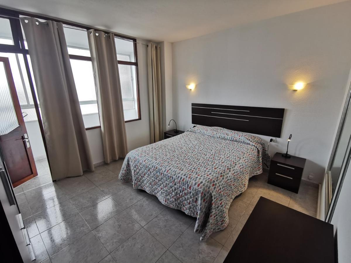 Next To The Beach - Wifi - 3 Rooms - 4 Beds Las Palmas Buitenkant foto