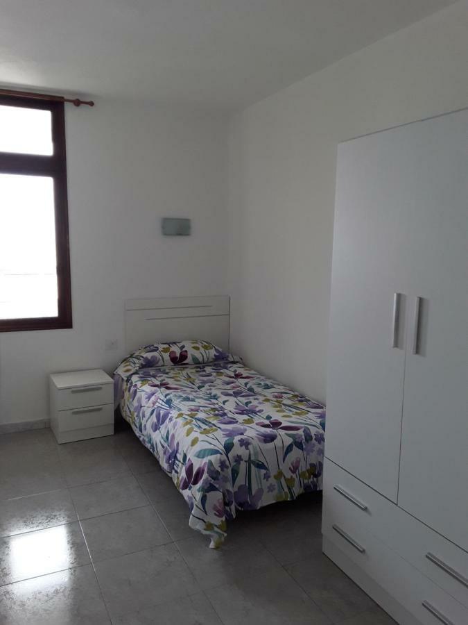 Next To The Beach - Wifi - 3 Rooms - 4 Beds Las Palmas Buitenkant foto